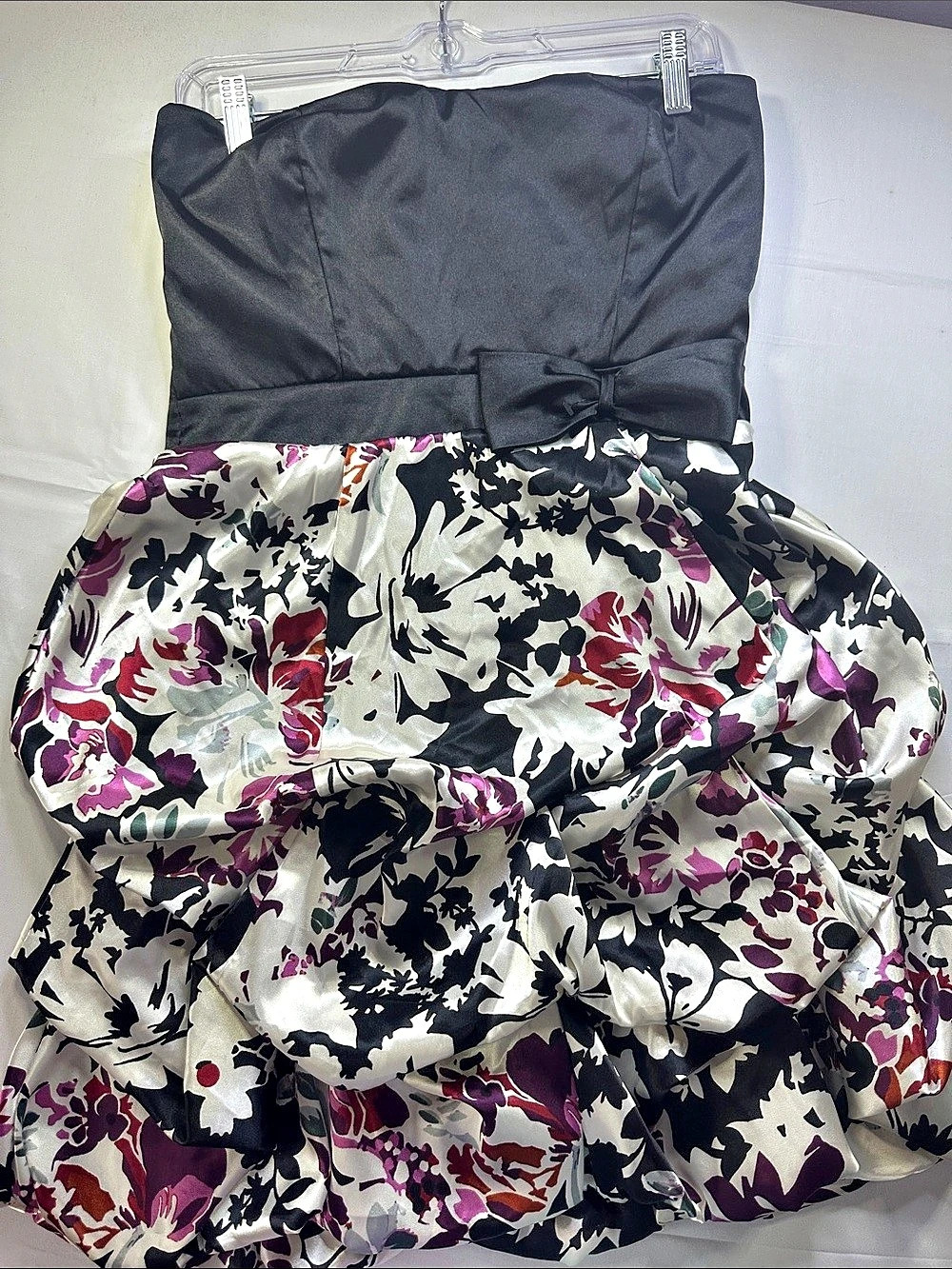 Trixxi Floral Mini Dress Black & White Size 11 Like New